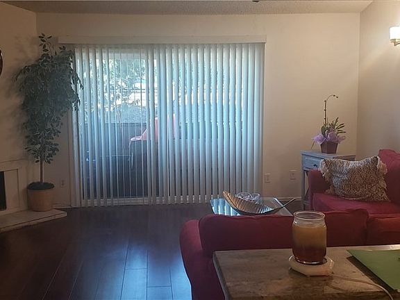 4th image of 5500 Lindley Ave Unit 208