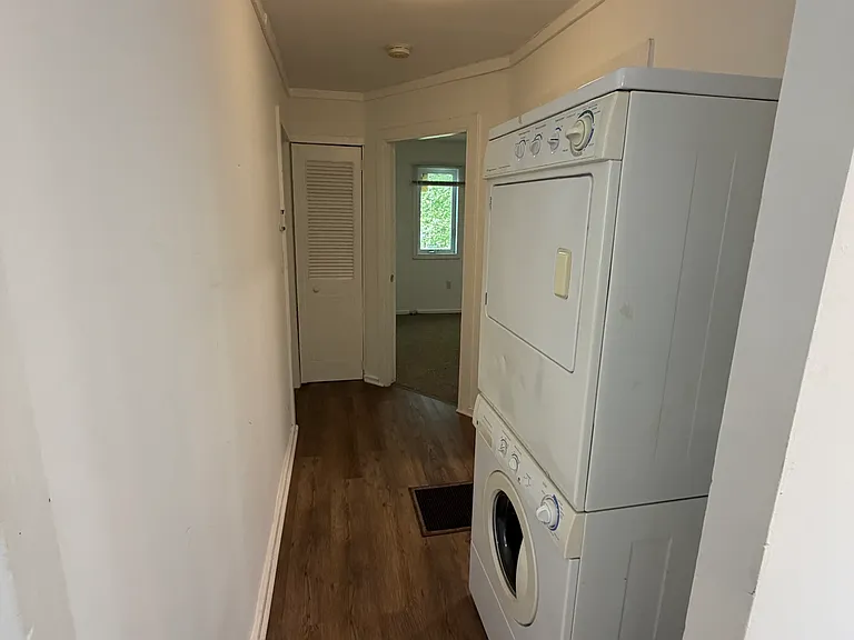 1151 Albany Post Rd — Photo 9