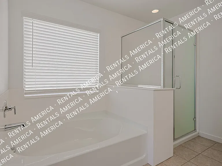 6038 W Hartford Ct — Photo 22