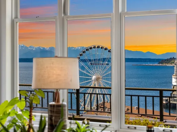 1009 Western Avenue #1203, Seattle, WA 98104