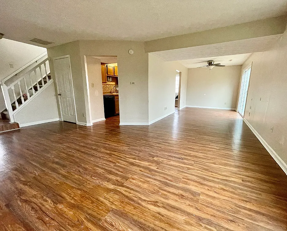 189 Southridge Ln — Photo 3
