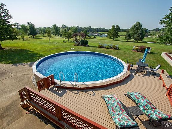 3rd image of 120 Plantation Dr