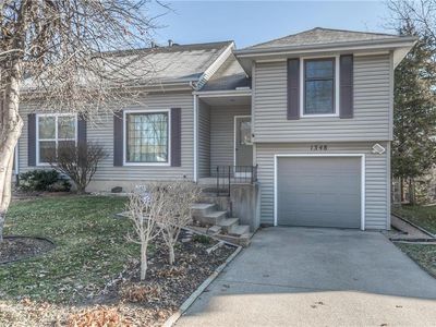 1348 N Mart Way Dr, Olathe, KS, 66061