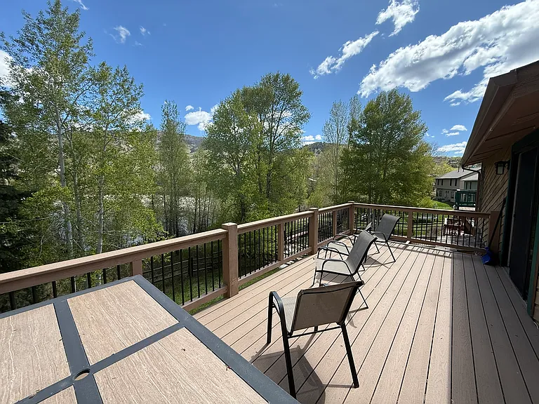 1250 Mesa Dr — Photo 28