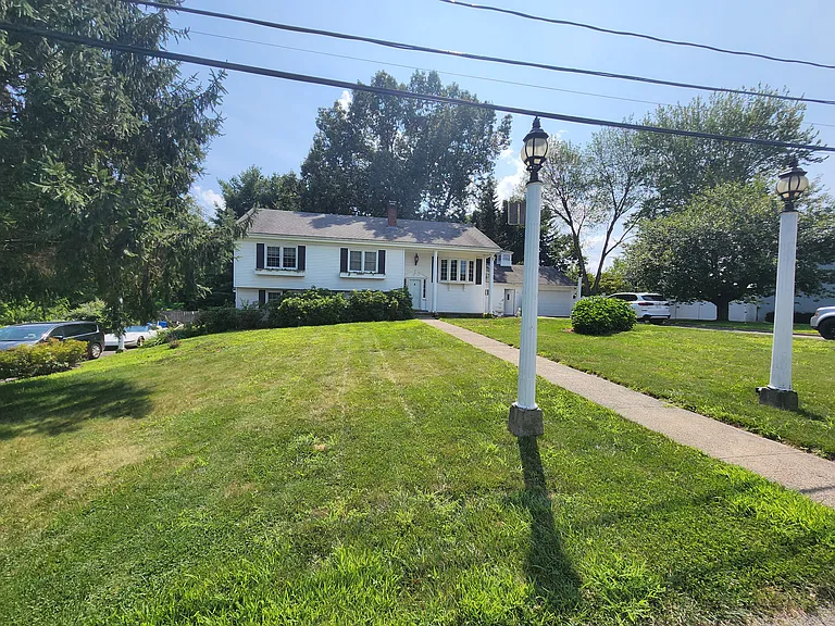 48 Matteson St #1 — Photo 3