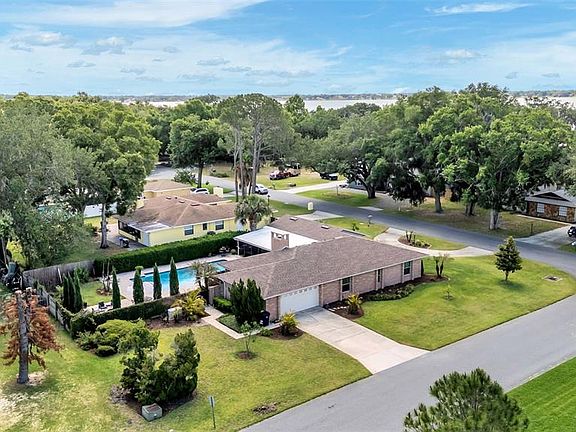 4th image of 906 CRESTVIEW DRIVE