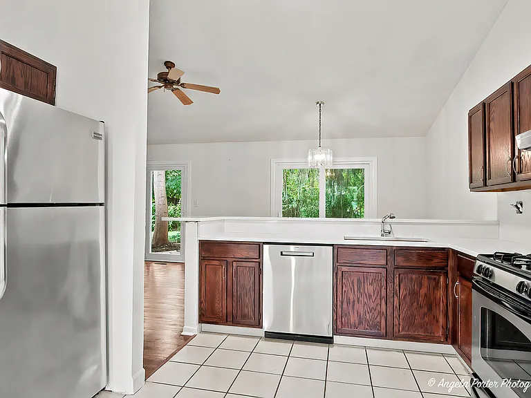 3287 Medford Ct — Photo 13