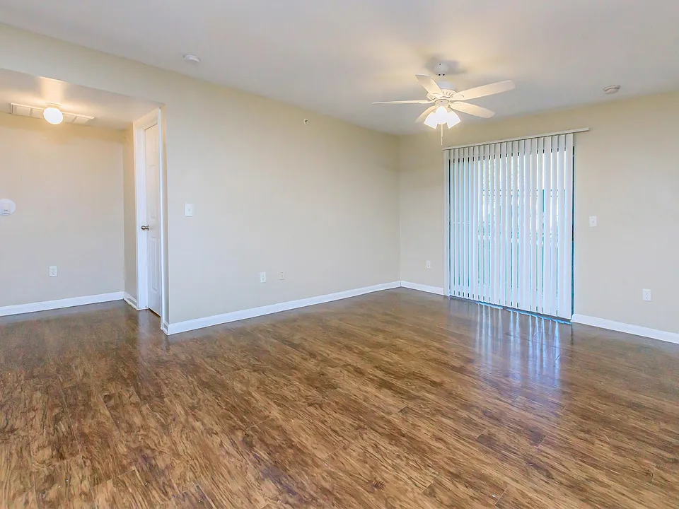 Spring Oaks Apartments