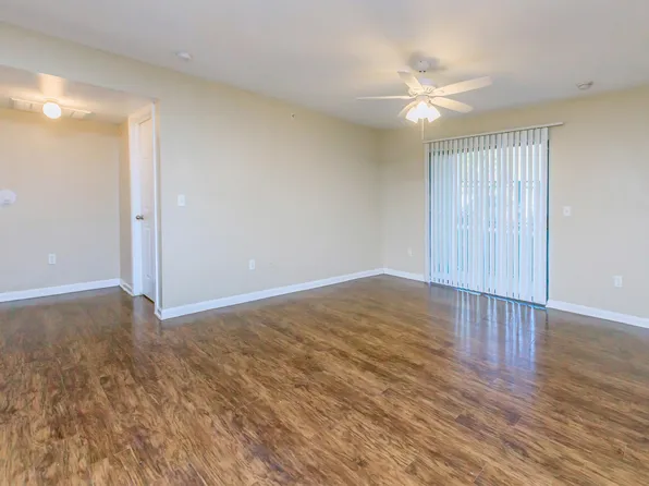 Spring Oaks Apartments