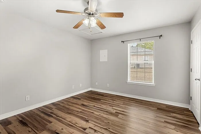 5467 Quail Creek Cir — Photo 16