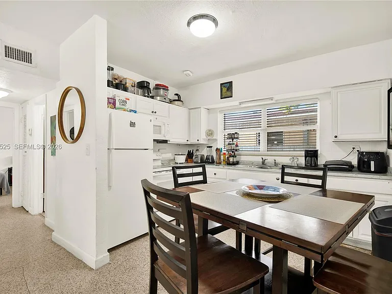 1236 NE 109th St #2 — Photo 2