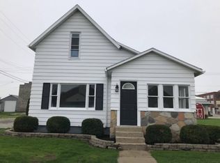 305 E Lincoln St, Nappanee, IN 46550