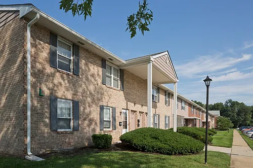 Pickwick Apartments LLC Photo 1
