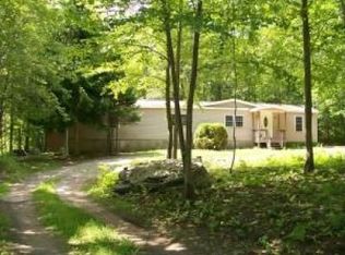 103 Merlin Rd, Greeley, PA 18425