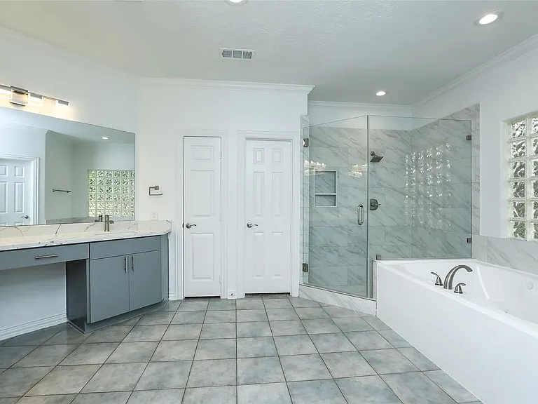 1715 Cottage Landing Ln — Photo 28