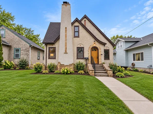 1017 25th Ave SE, Minneapolis, MN 55414