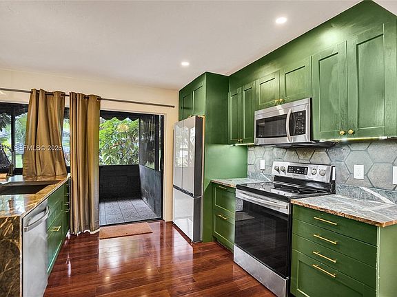 2nd image of 3621 Lime Hill Rd #202