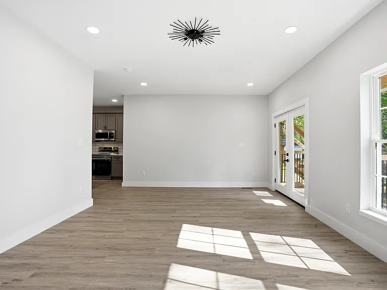 4623 Rookwood Ave — Photo 13