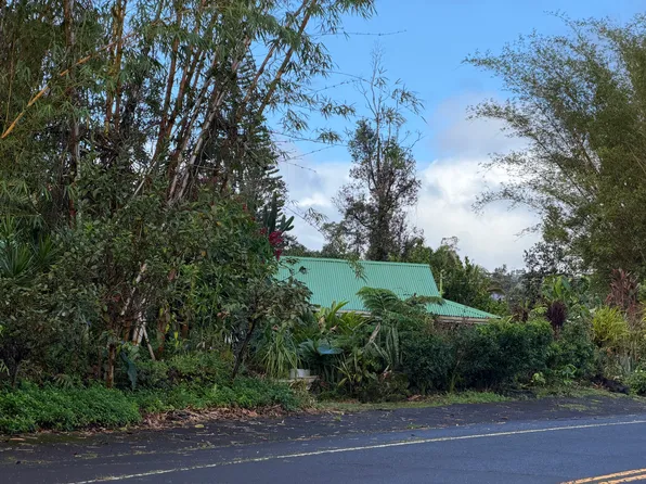 1379 Mele Manu St, Hilo, HI 96720