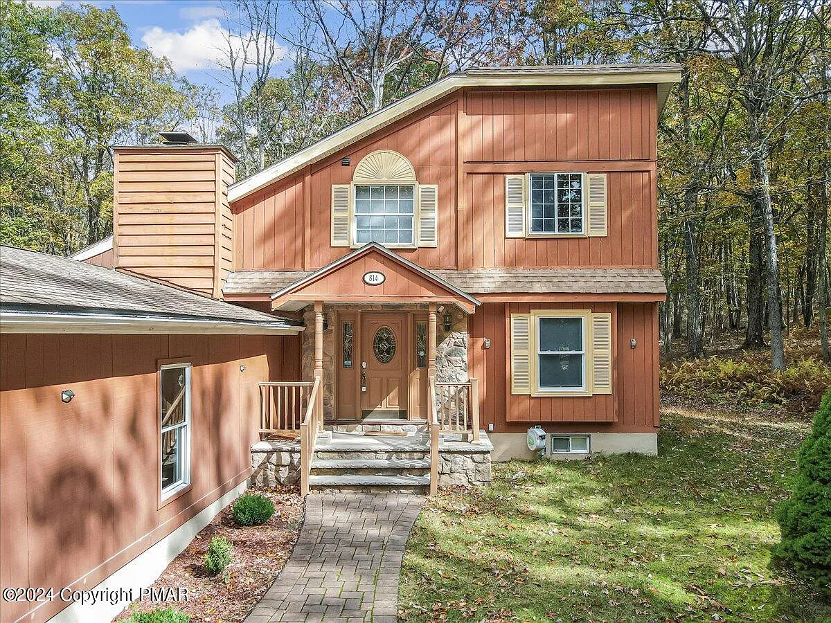 3567 High Crest Rd photo 1