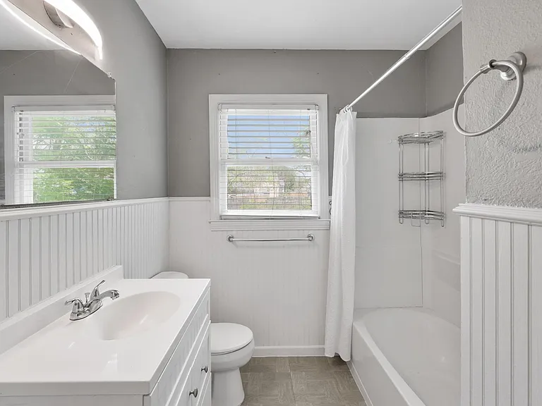 1050 Ponder St — Photo 14