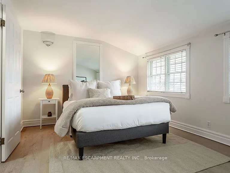 270 Beach Blvd — Photo 22