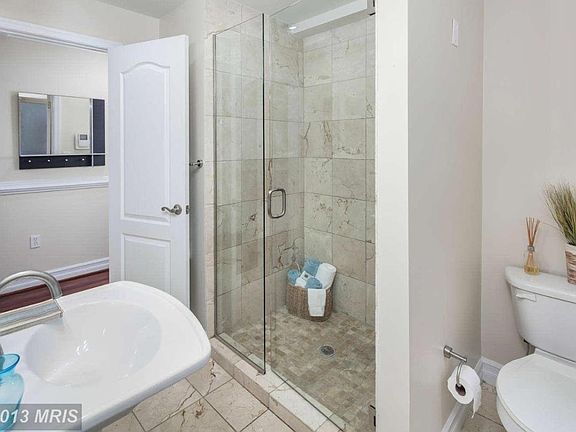2nd bathroom