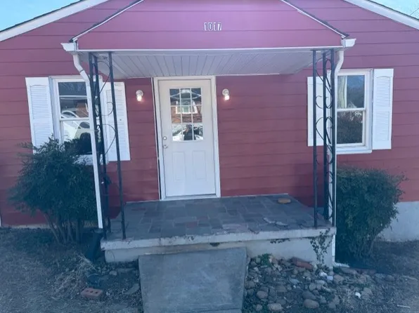 1017 Woodrow Ave SE, Roanoke, VA 24013