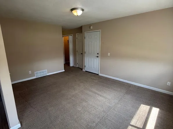 140 Main Avenue, 140 Main Ave APT 23, Nitro, WV 25143