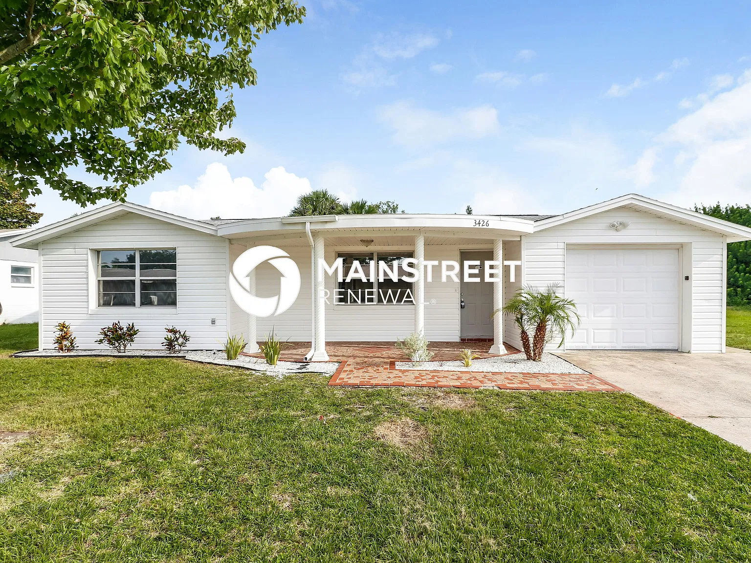 3426 Garfield Dr — Photo 1
