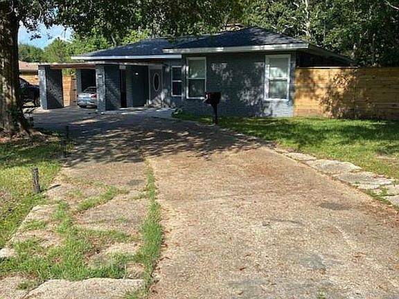 3rd image of 808 Courthouse Rd
