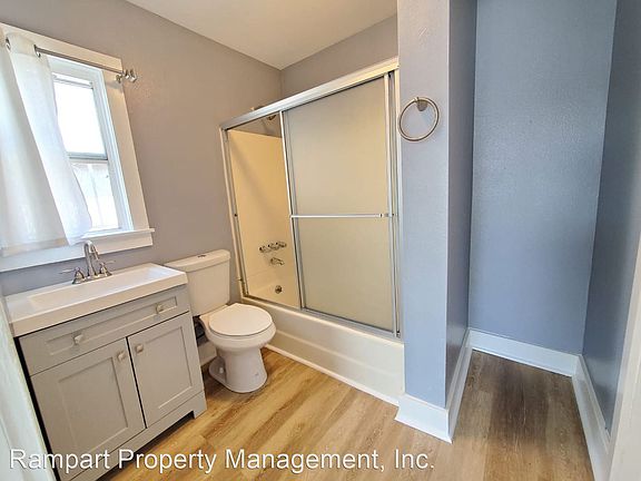 3rd image of 1420 W 39th St #10332000