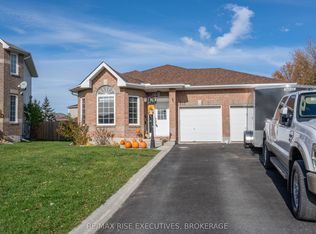 105 Aaron Pl, Loyalist, ON K7N2A1