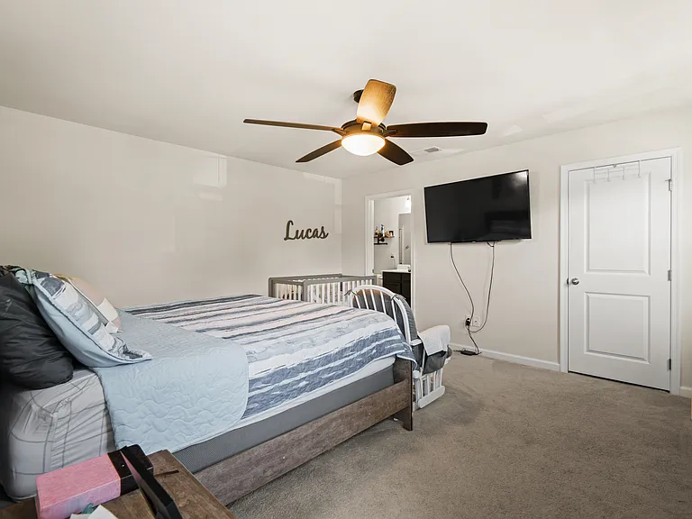 21012 Baileys Grove Dr — Photo 15