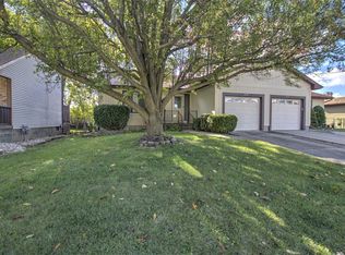 2105 E Mill Stone Rd, Decatur, IL 62526