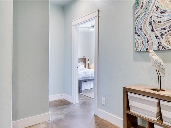 247 W Roberts Ave #20, Pt Aransas, TX 78373