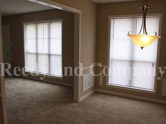 4th image of 4597 Plato Ave