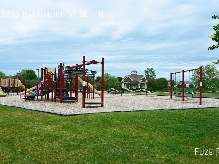 11296 Baltimore St NE #B — Photo 31