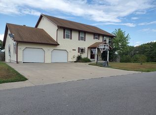 447 Santa Fe Dr, Forsyth, MO 65653