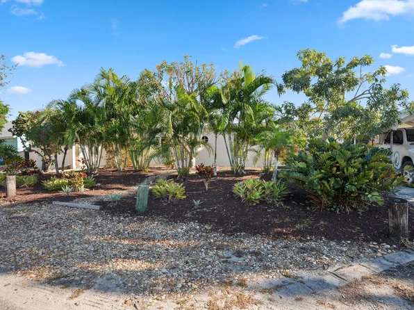 (undisclosed Address), Stuart, FL 34997