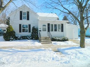 2128 16th Ave, Monroe, WI 53566