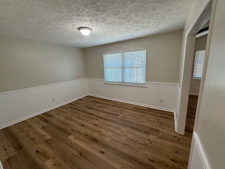 7612 Peridot Ln — Photo 10