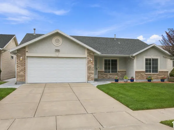 2212 Craig Ln, Syracuse, UT 84075