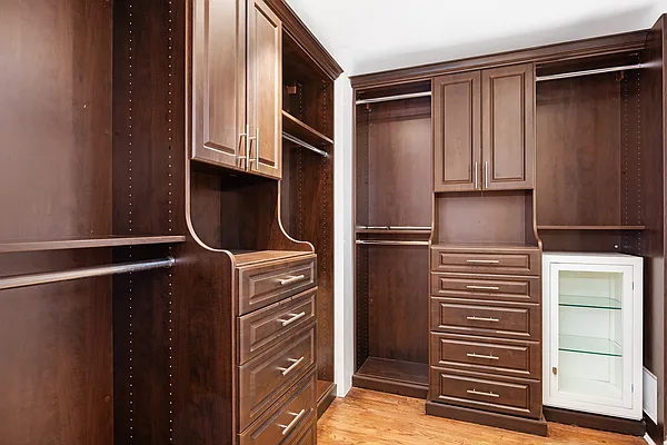 Sold by Douglas Elliman | media 15