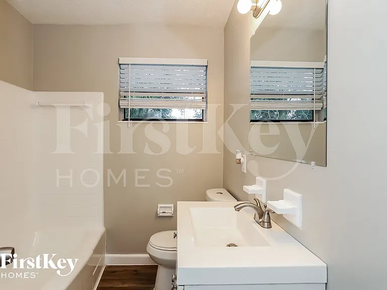 2853 Oakcove Ln — Photo 13