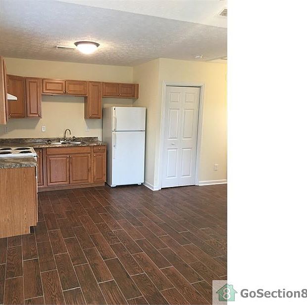 1st image of 629C Greenlawn Ave