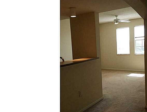 4th image of 533 NE 3rd Ave APT 214