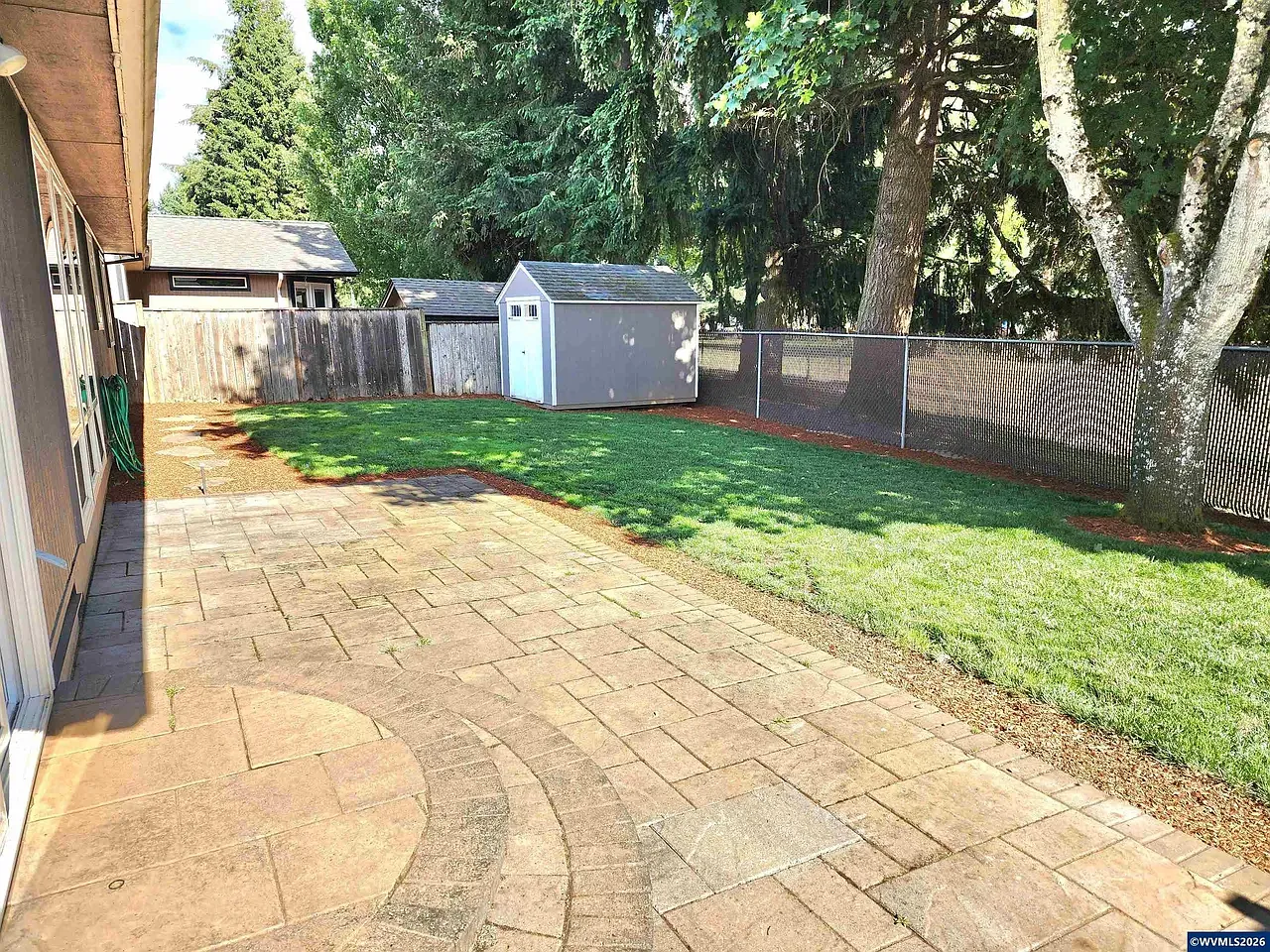 3 bed, 1219 sqft, $2,485 — Photo 4