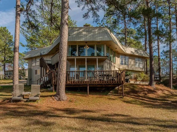 893 Lakeshore Dr, Brookeland, TX 75931