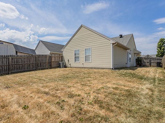 3rd image of 3111 Galleon Dr